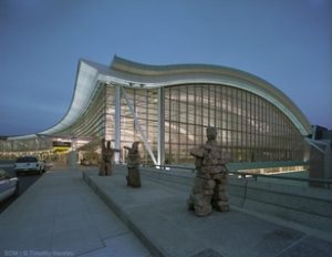 Photo of Lester B. Pearson International by Alexander Cortez